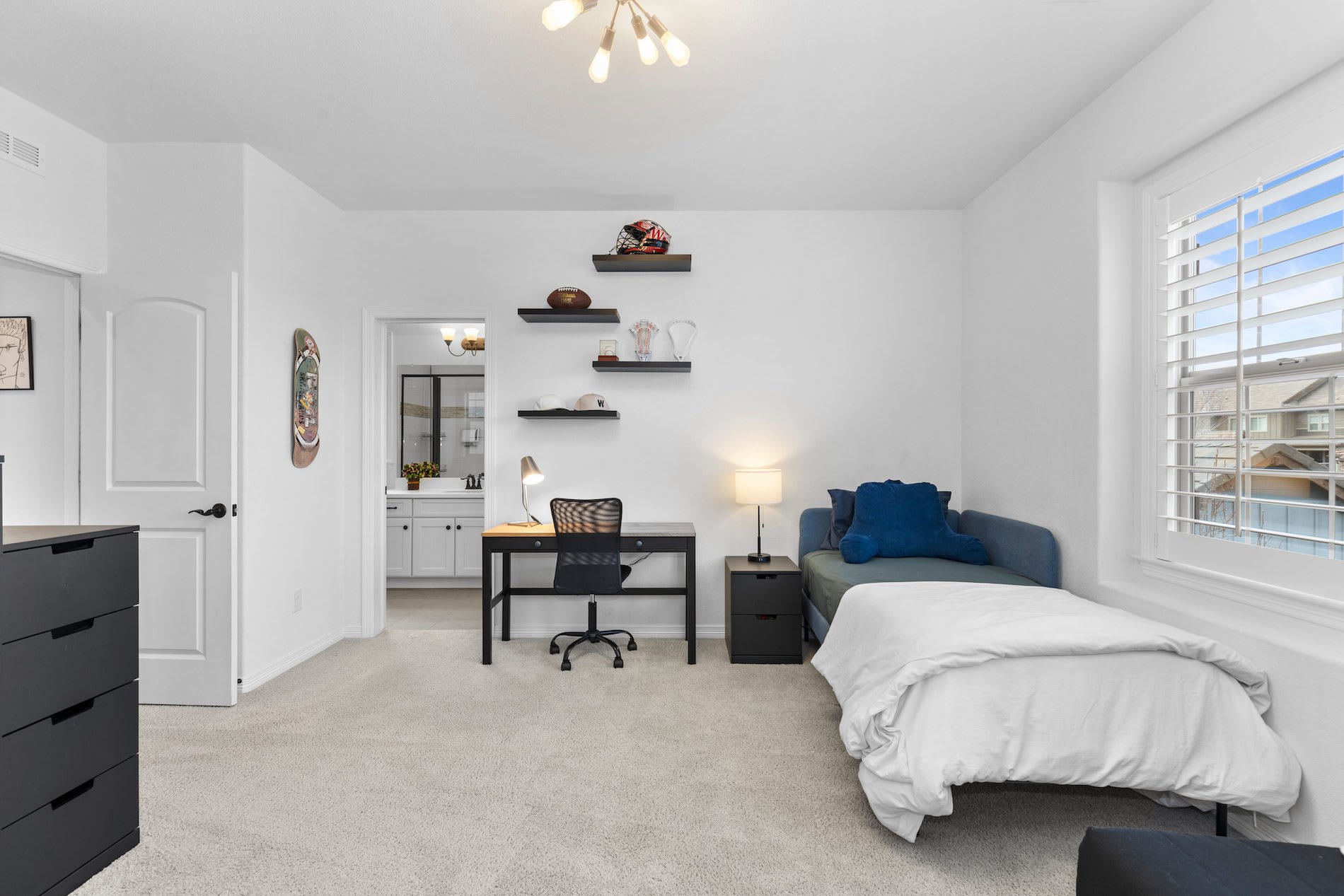 1222 Starglow Place