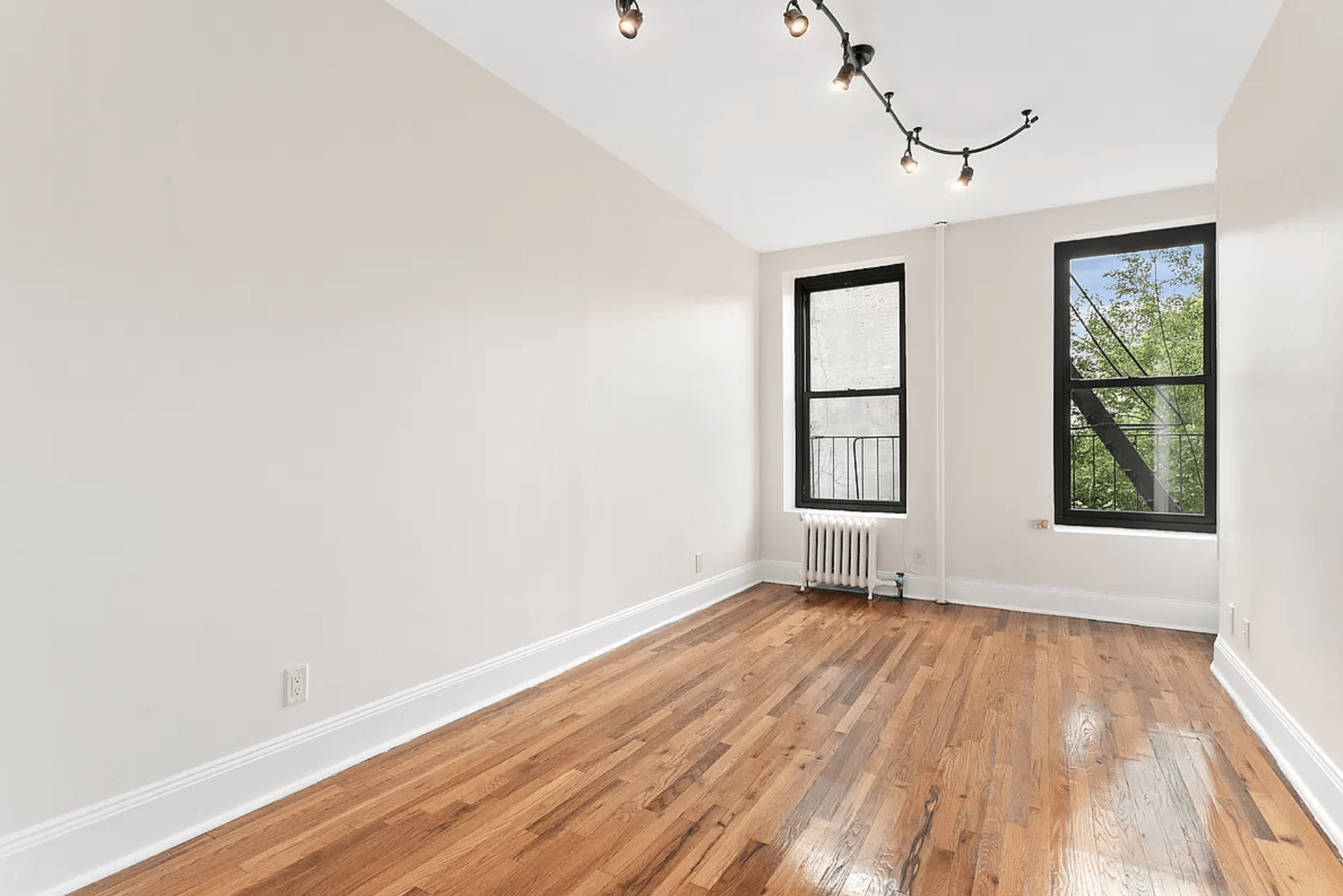 182 Fifth Avenue #3R