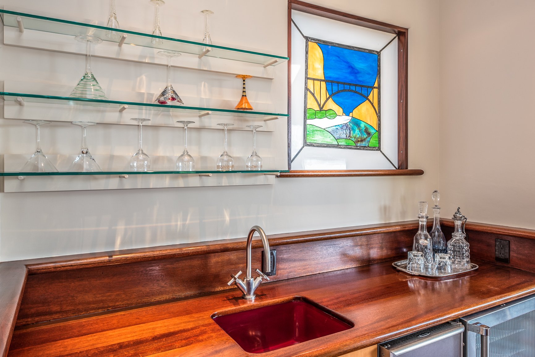 3280 Macomber Dr