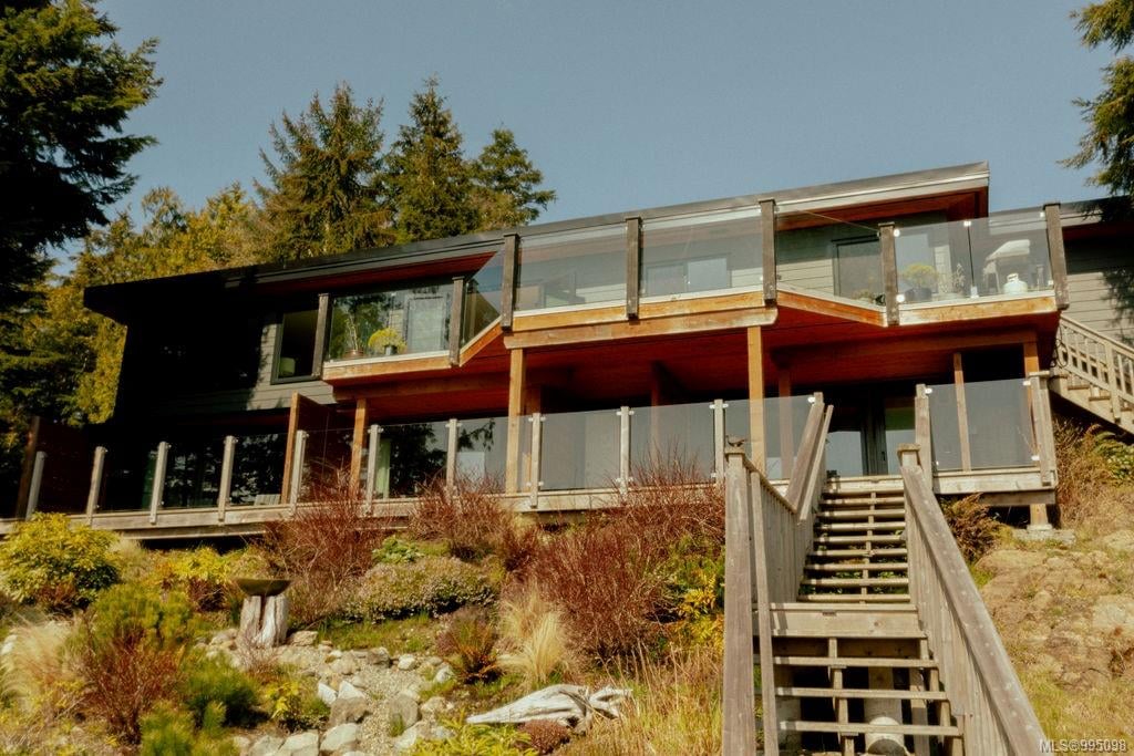 378 Marine Dr