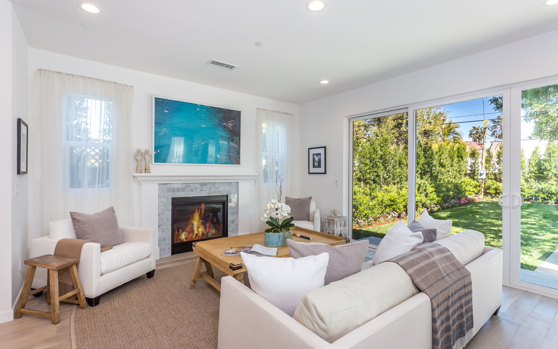 4404 GRAND VIEW