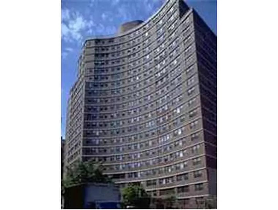 225 East 36th Street Unit: 19E