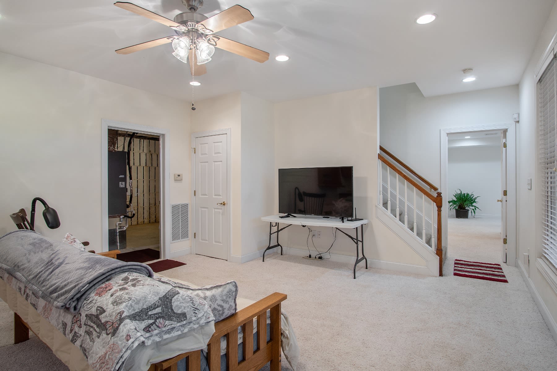 11591 Royal Lane
