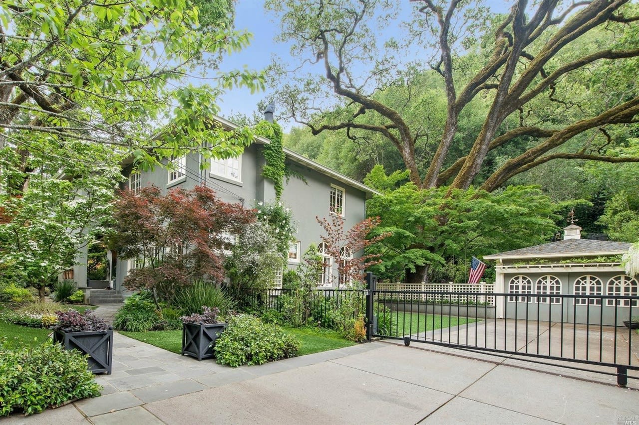 50 Wellington Ave