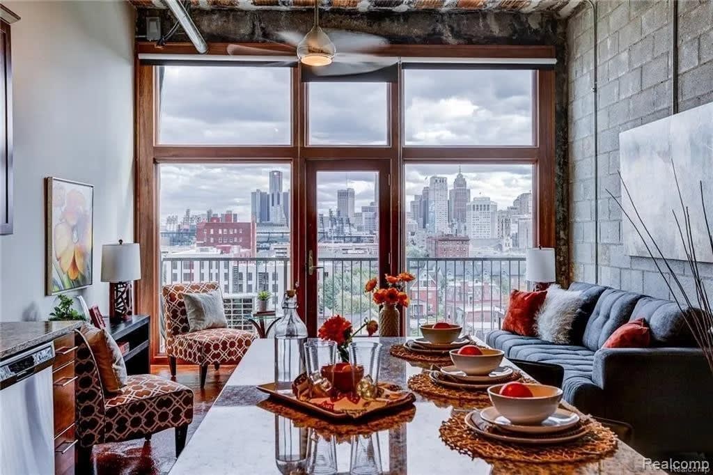 2915 John R St #710, Detroit, MI 48201 (Brush Park Neighborhood) SOLD by Desert Douglas at Max Broock | Real Estate One