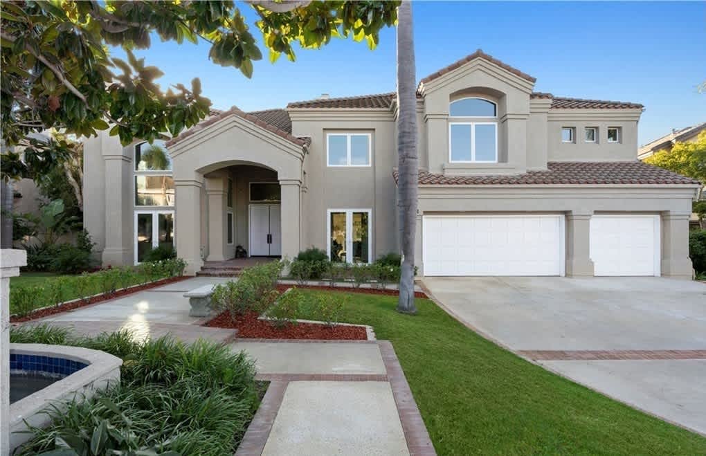 6662 Alamitos CIR