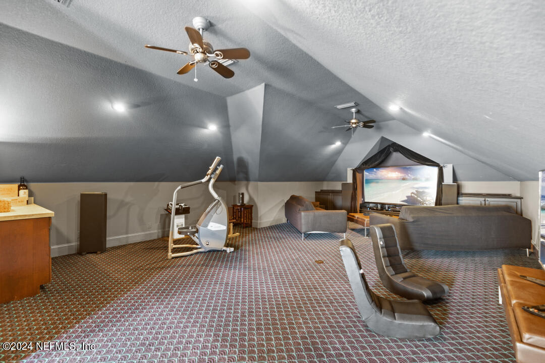 100 Harbourmaster Ct