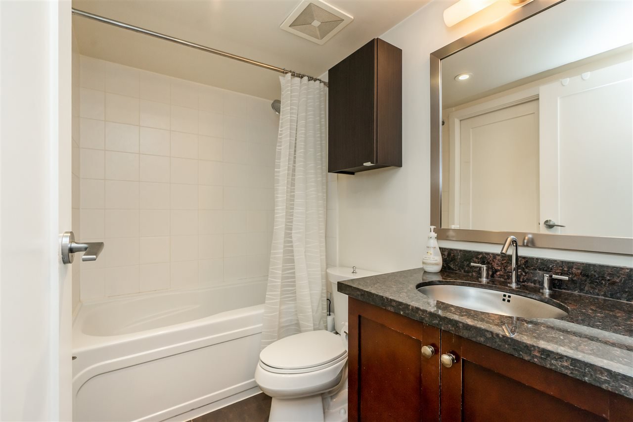 1508-1 Renaissance Square, New Westminster