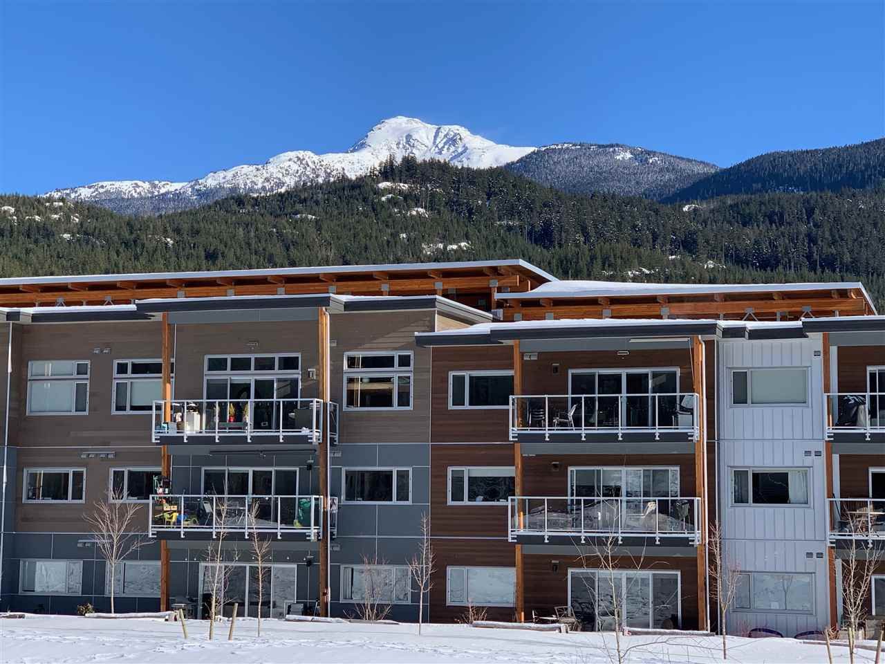 204-1025 Legacy Wy