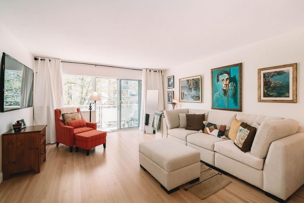 303-2409 W 43rd Ave