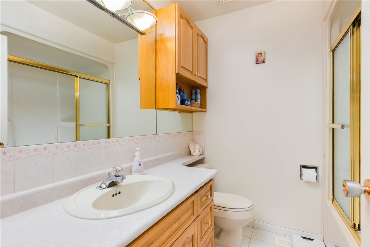 2457 St. Lawrence St