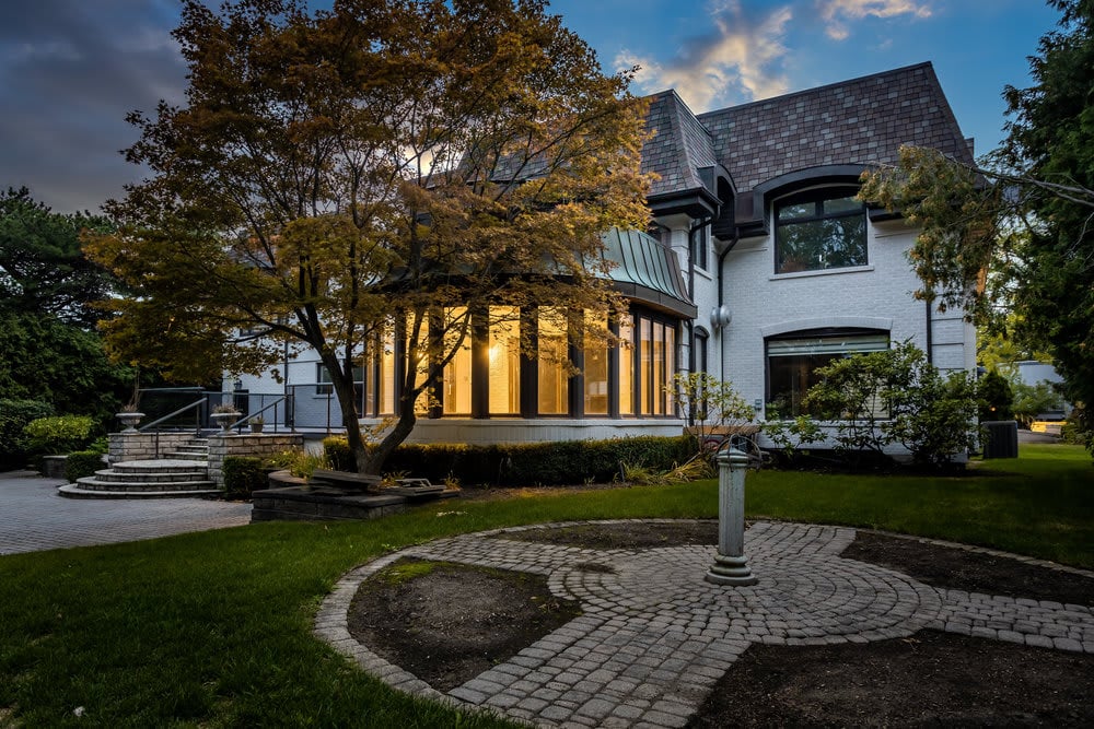 2285 Shawanaga Trail
