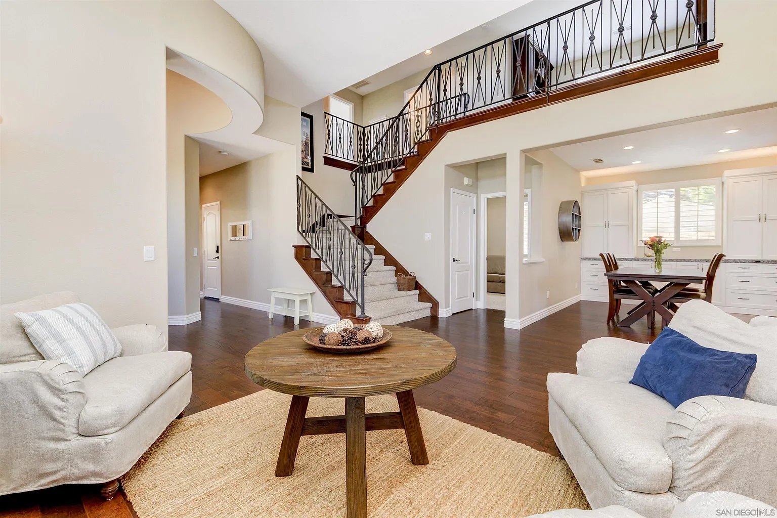 5250 Foxborough Point
