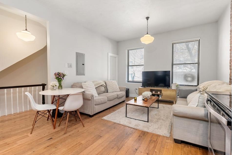 26 E Springfield St #1