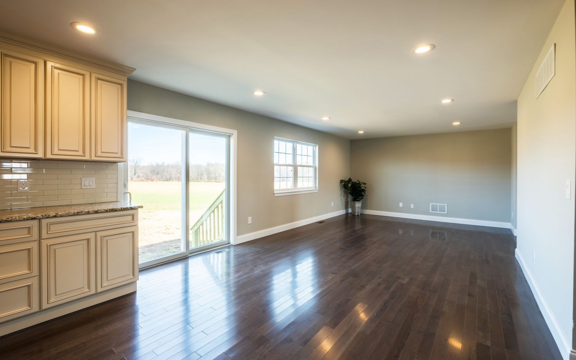 295 GORDON RD