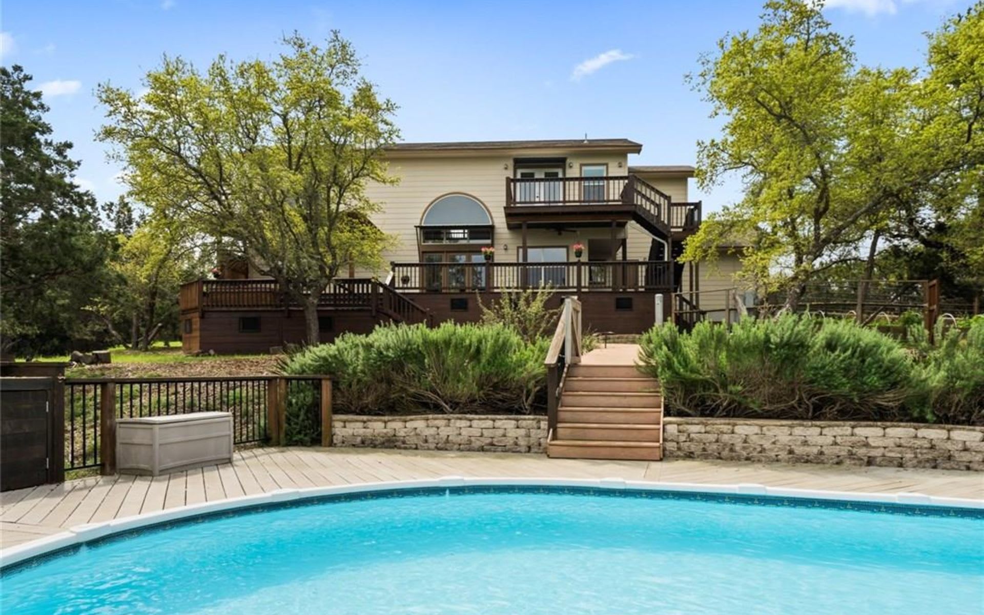 32 Long Creek Rd