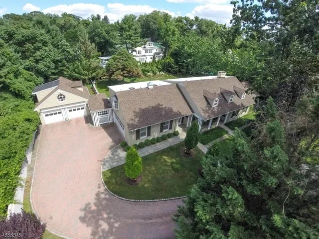 25 Sherman Ave