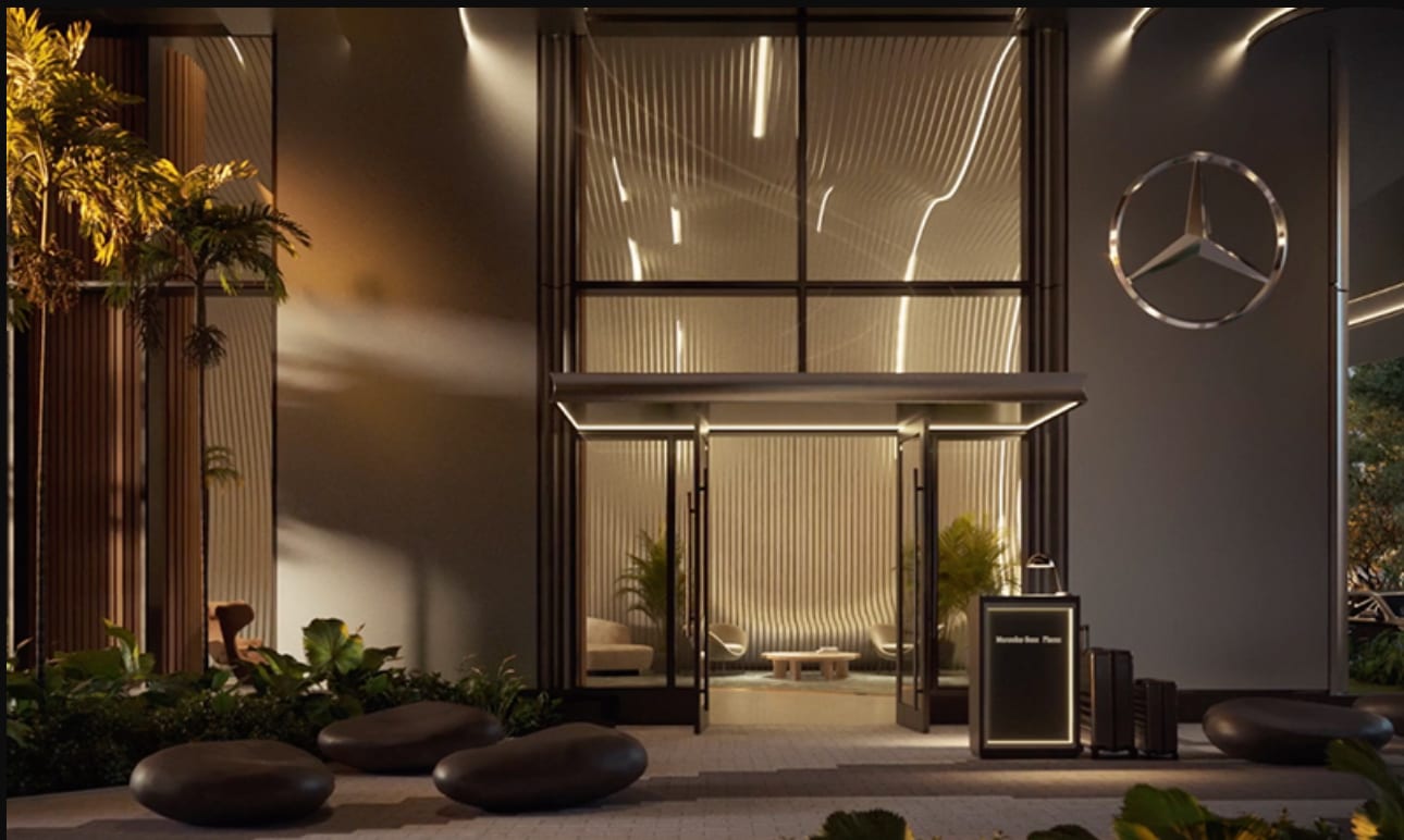 Mercedes-Benz Places - Miami