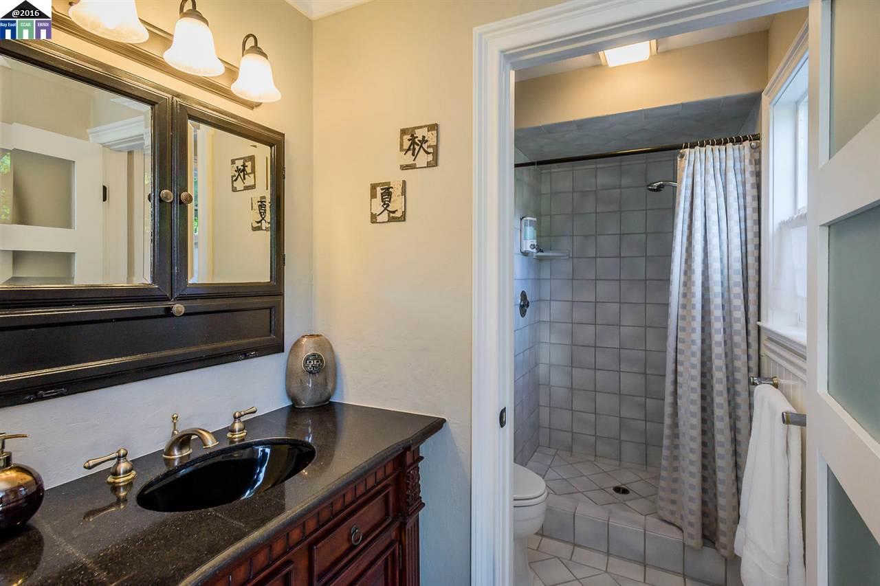 260 Clydesdale Dr