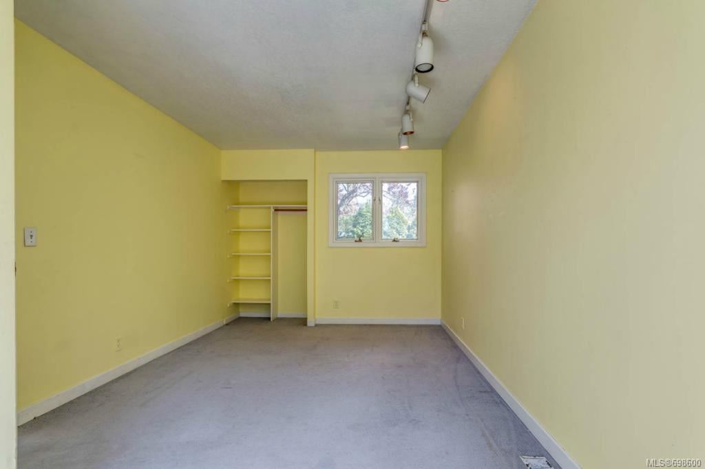 509 Foul Bay Rd