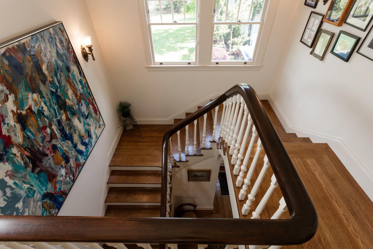 529 W. Poplar Ave. 