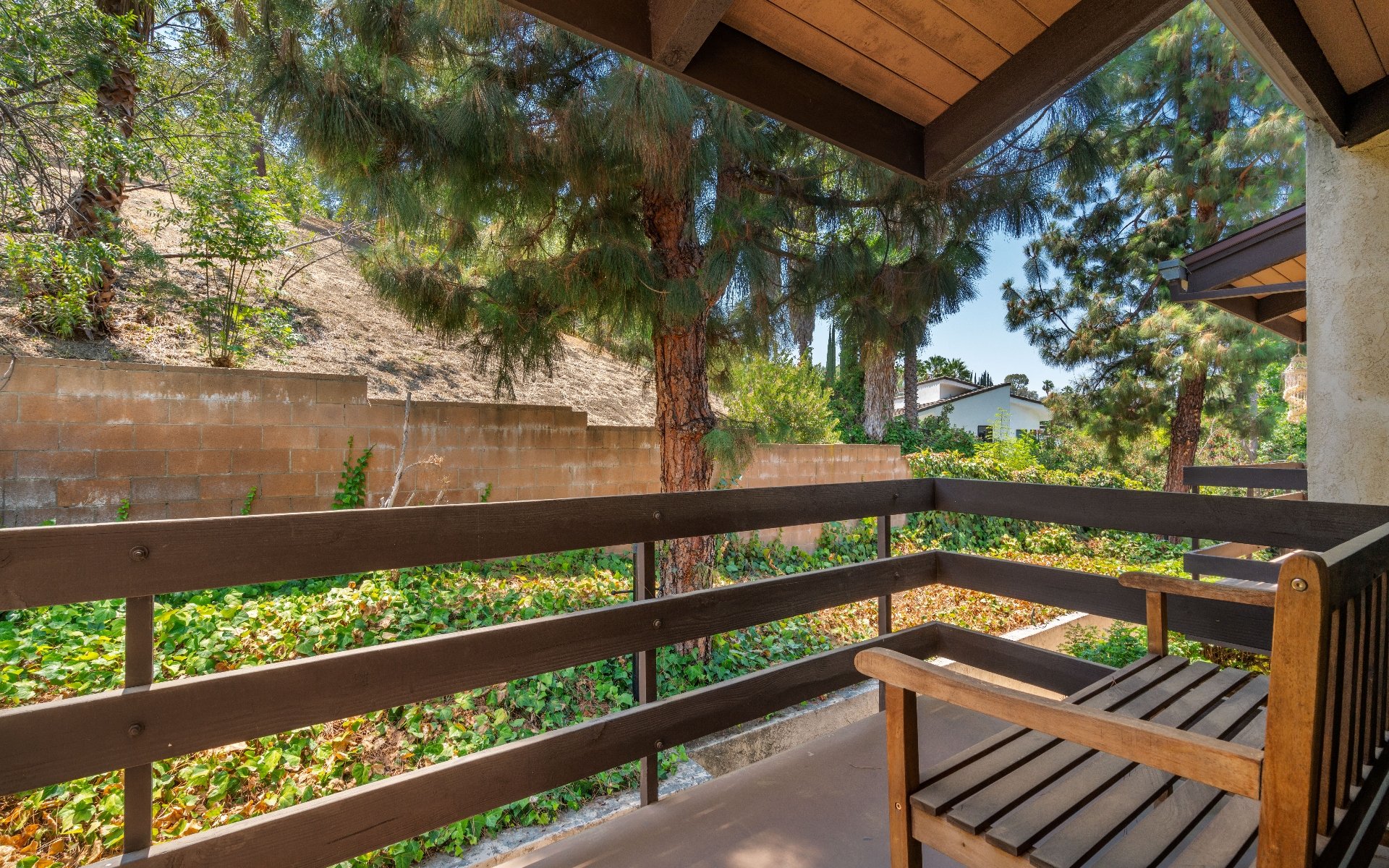 4832 Balboa Ave #B
