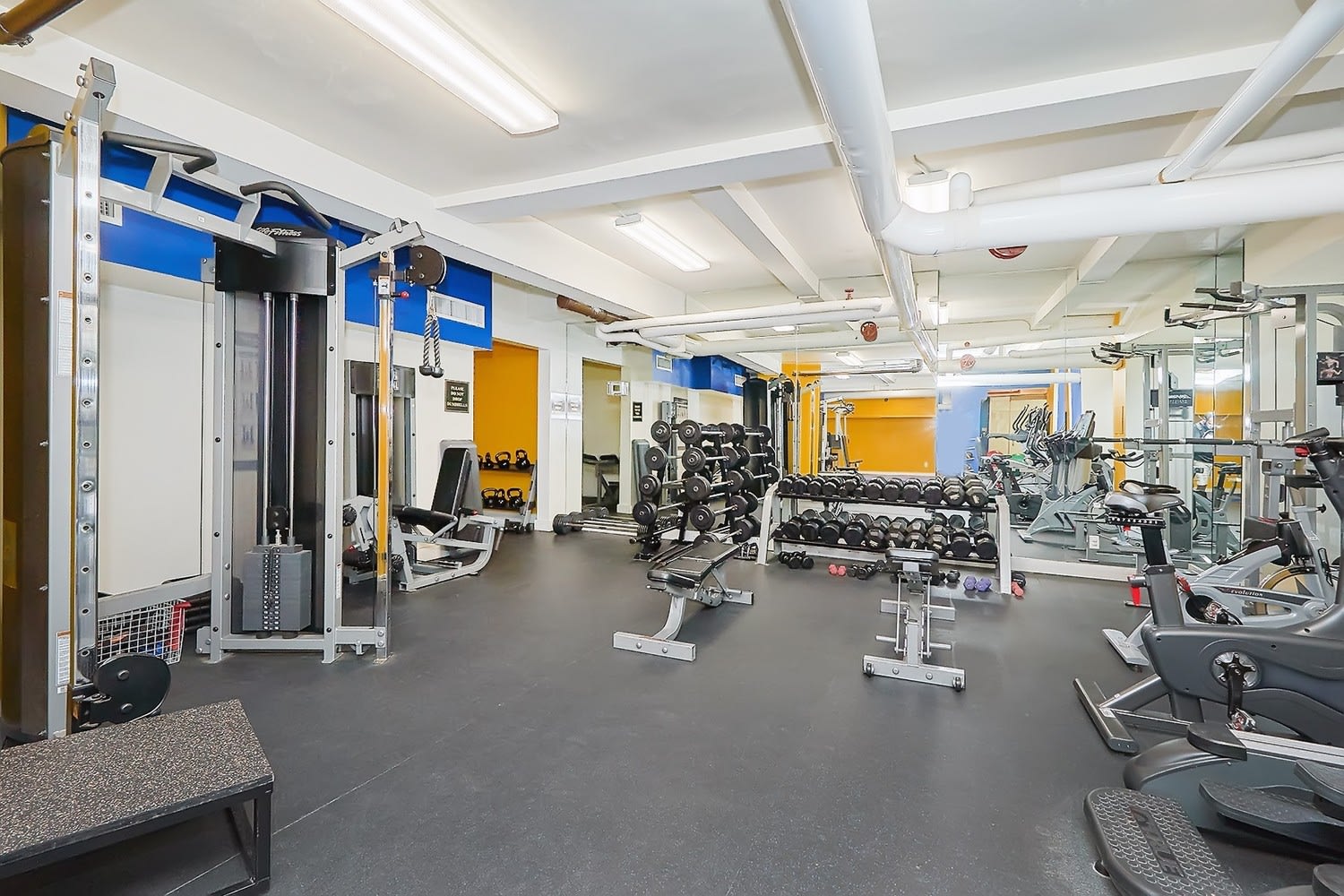 230 Riverside Dr, Unit 15J