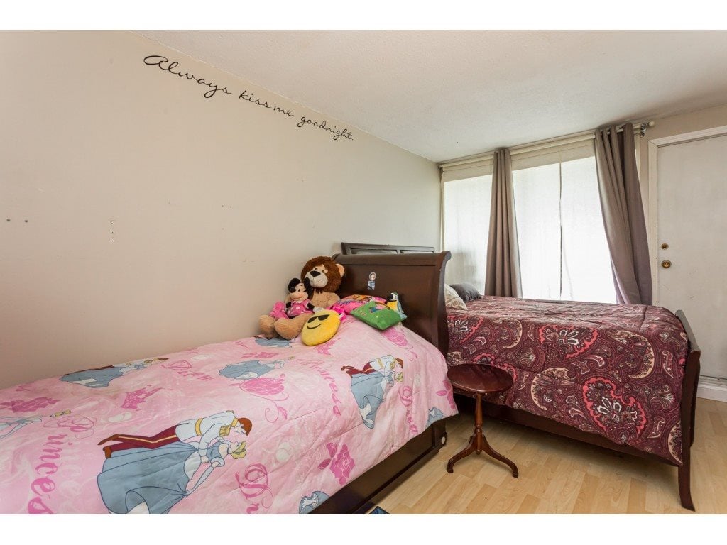 111-9300 Glenacres Dr