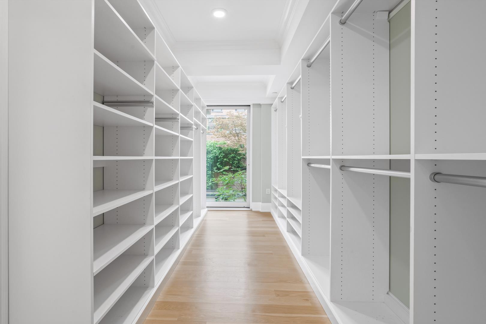 227 East 67th Street, Apt M-1