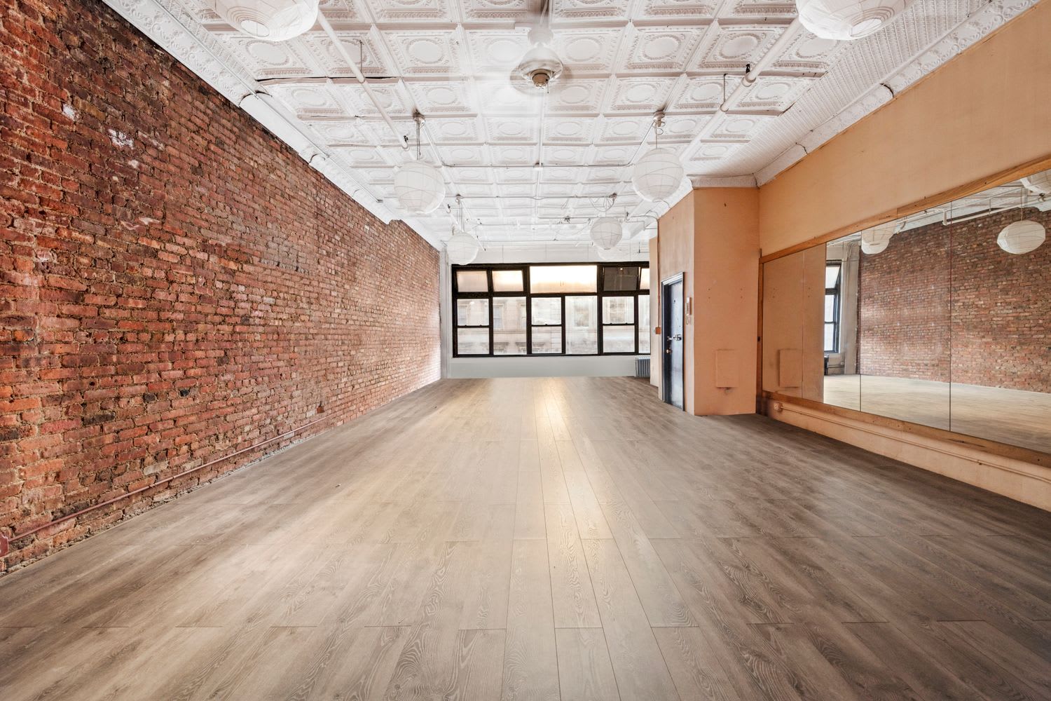 137-141 Duane St, Unit 5A