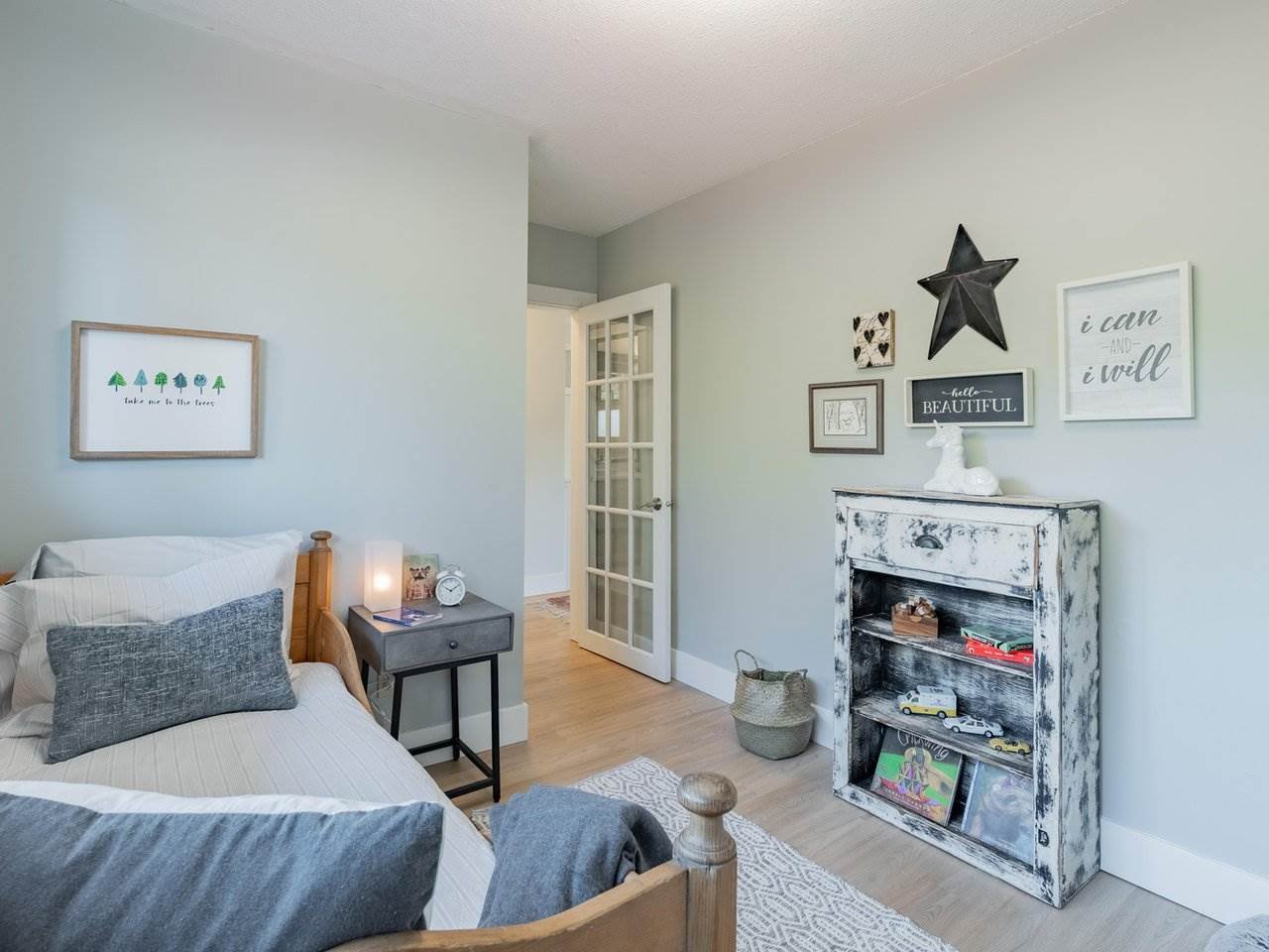 480 W Kings Rd