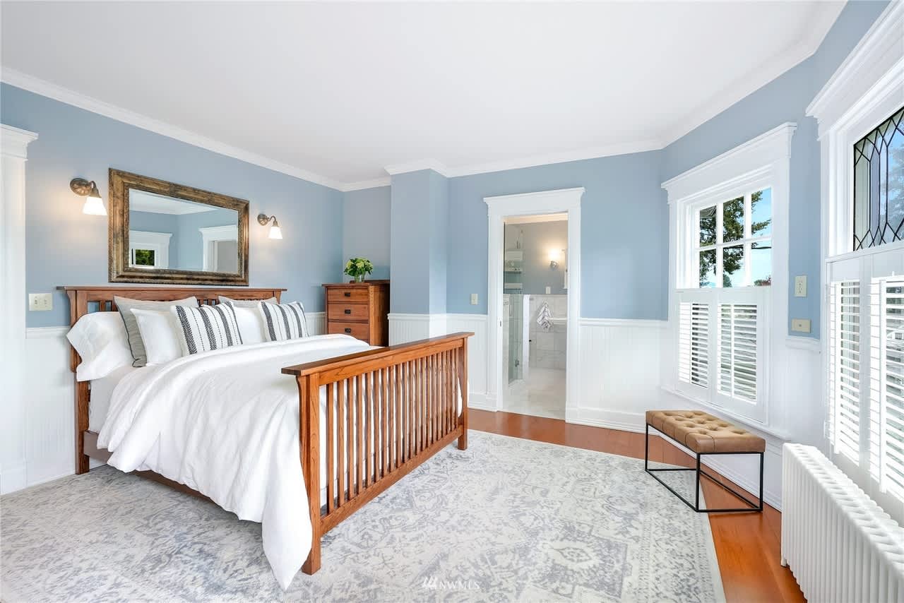 421 Ave B