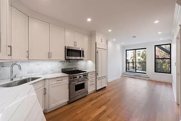 531 11th Street Unit: 2
