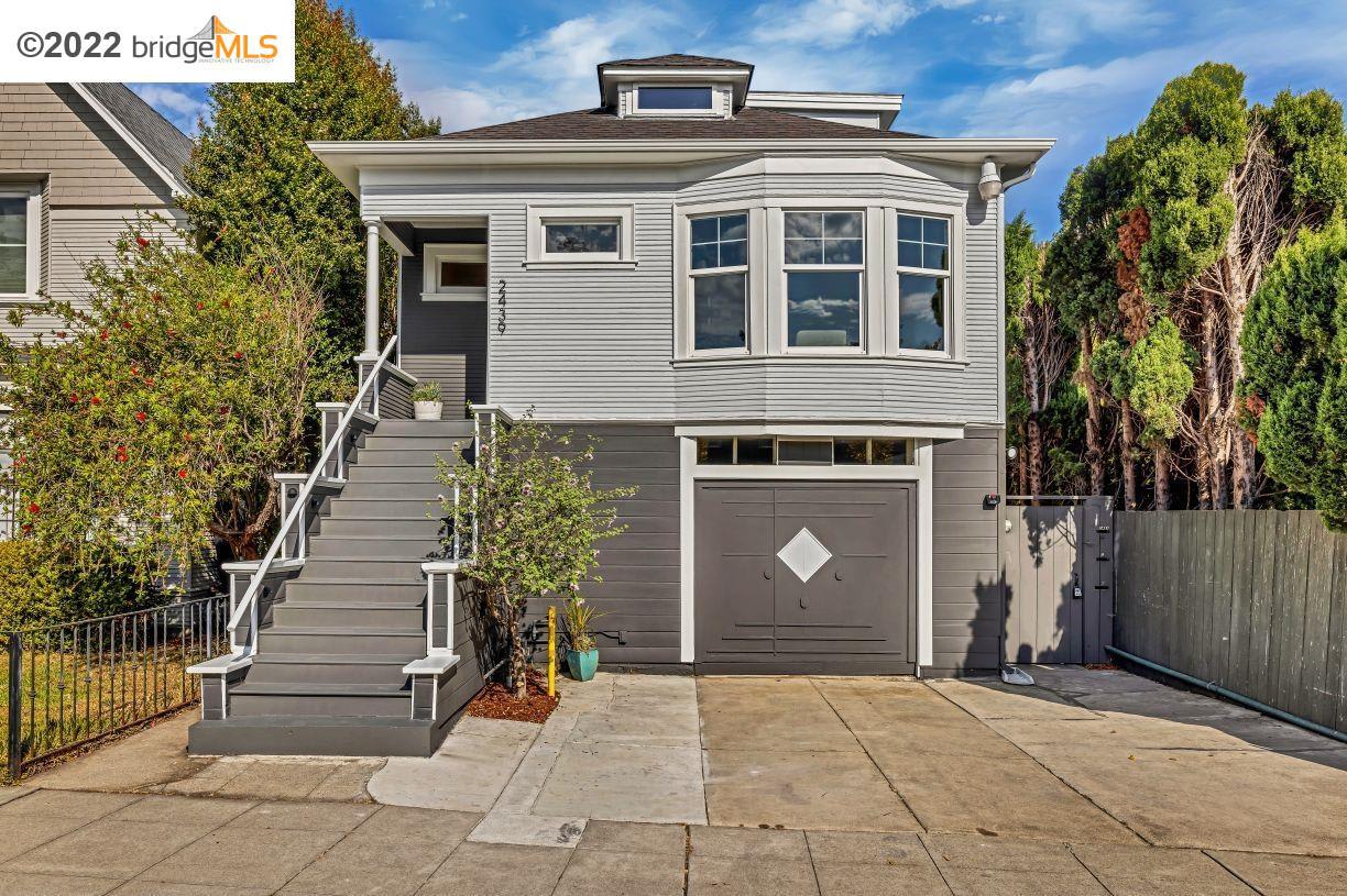 2439 Roosevelt Ave