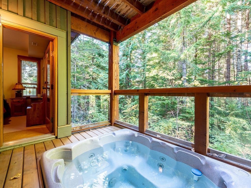 1-4668 Blackcomb Wy