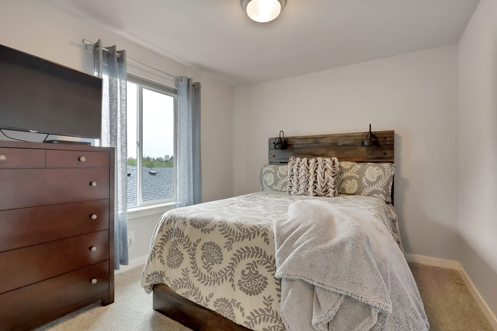 KB Home Resale in Falling Water