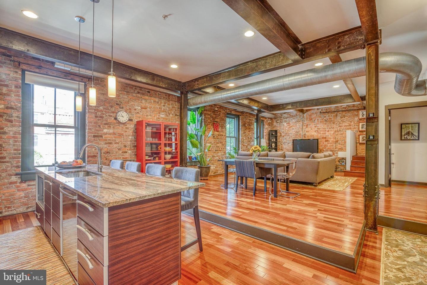 Rare Boutique Loft in Bella Vista