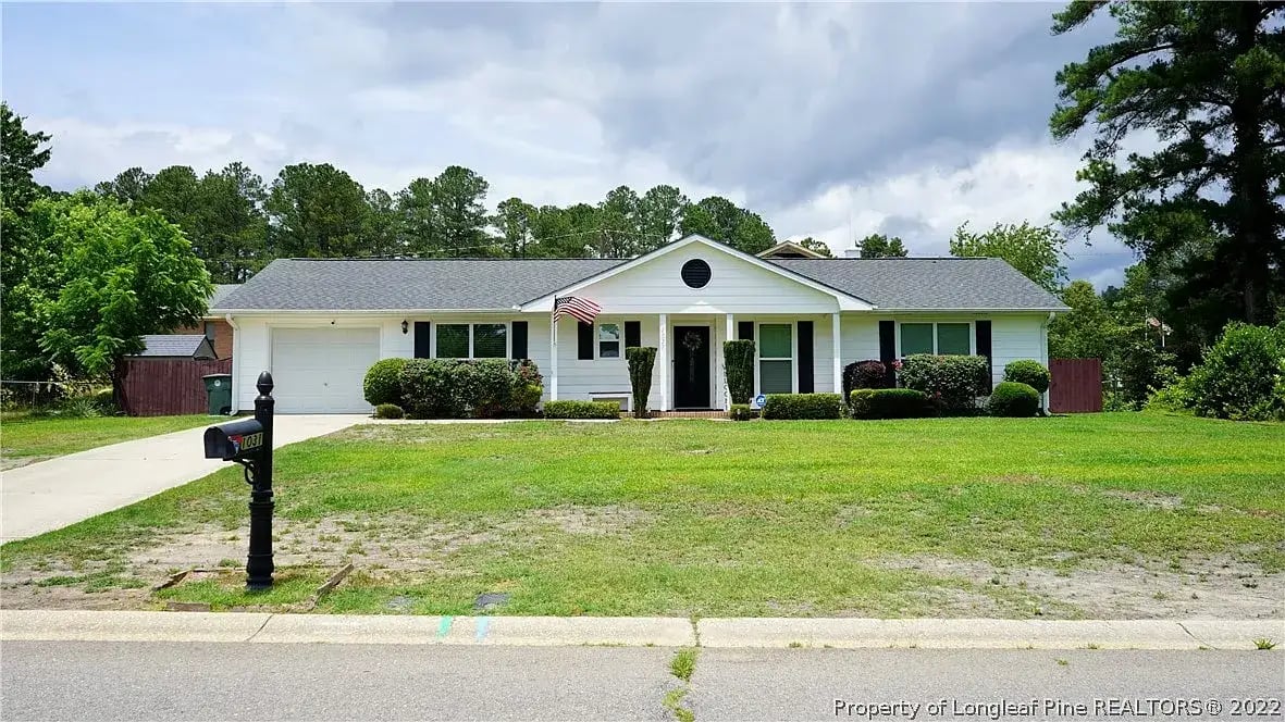 1031 Vesper Ln