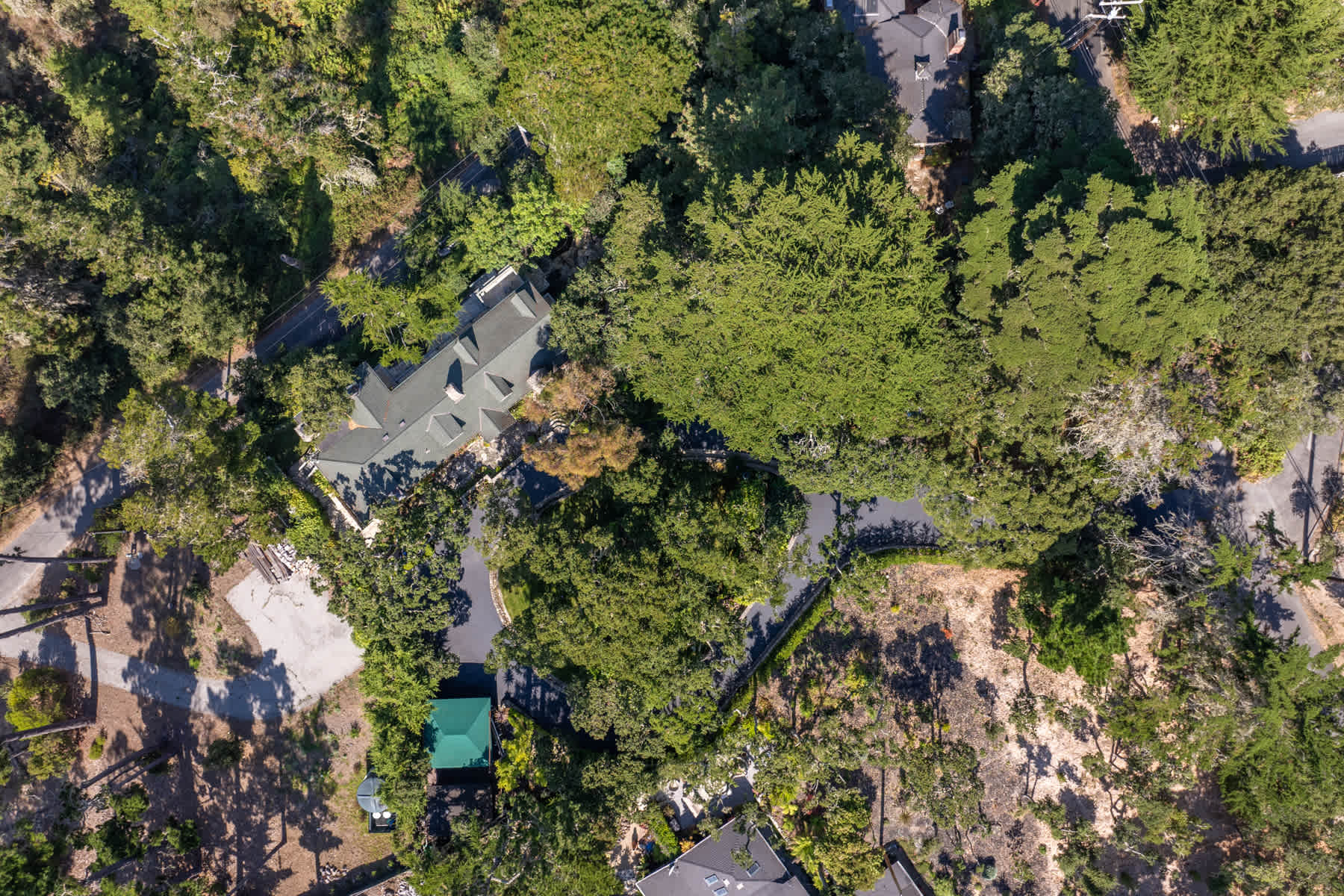 Charming Carmel Highlands Cottage - 125 Cypress Way