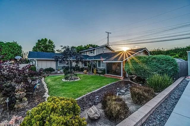 11191 Casa St