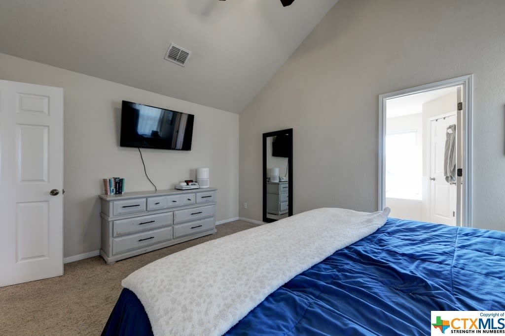 4215 Lucas Rd