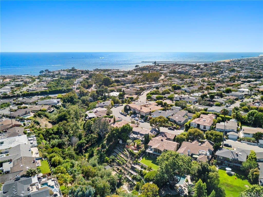 536 Seaward Road