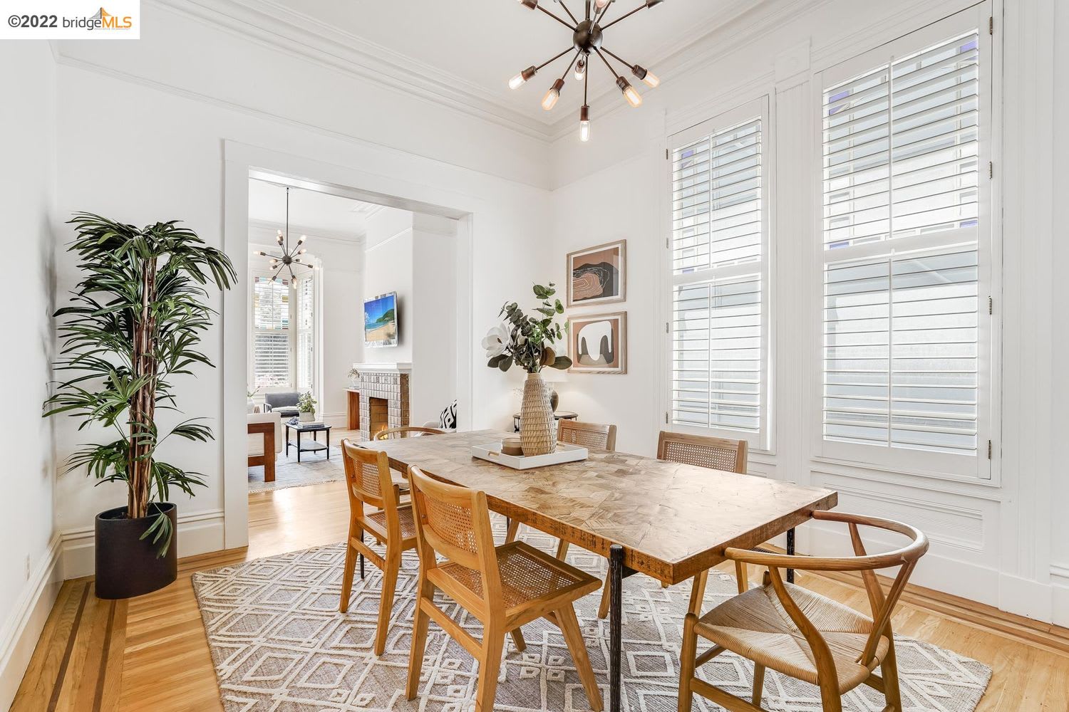 1170 S Van Vess Ave Unit: 2