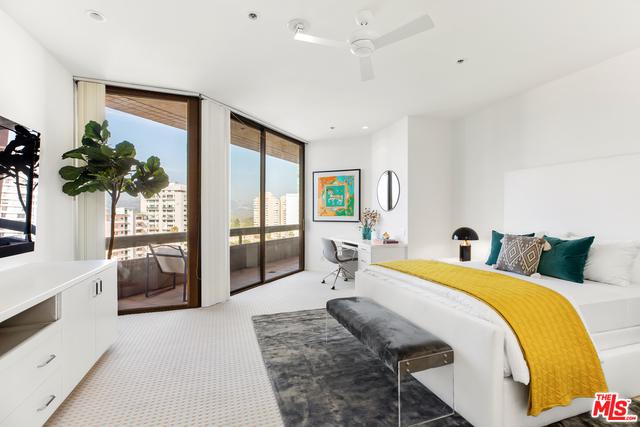 Stunning and Spacious Condominium In The Mirabella