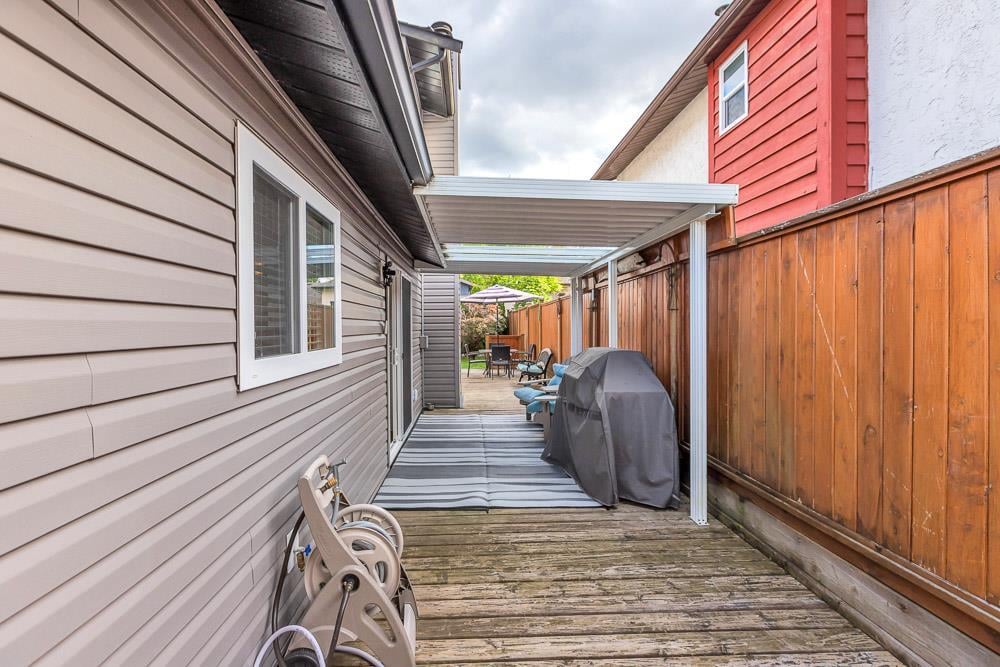 1158 Esperanza Dr