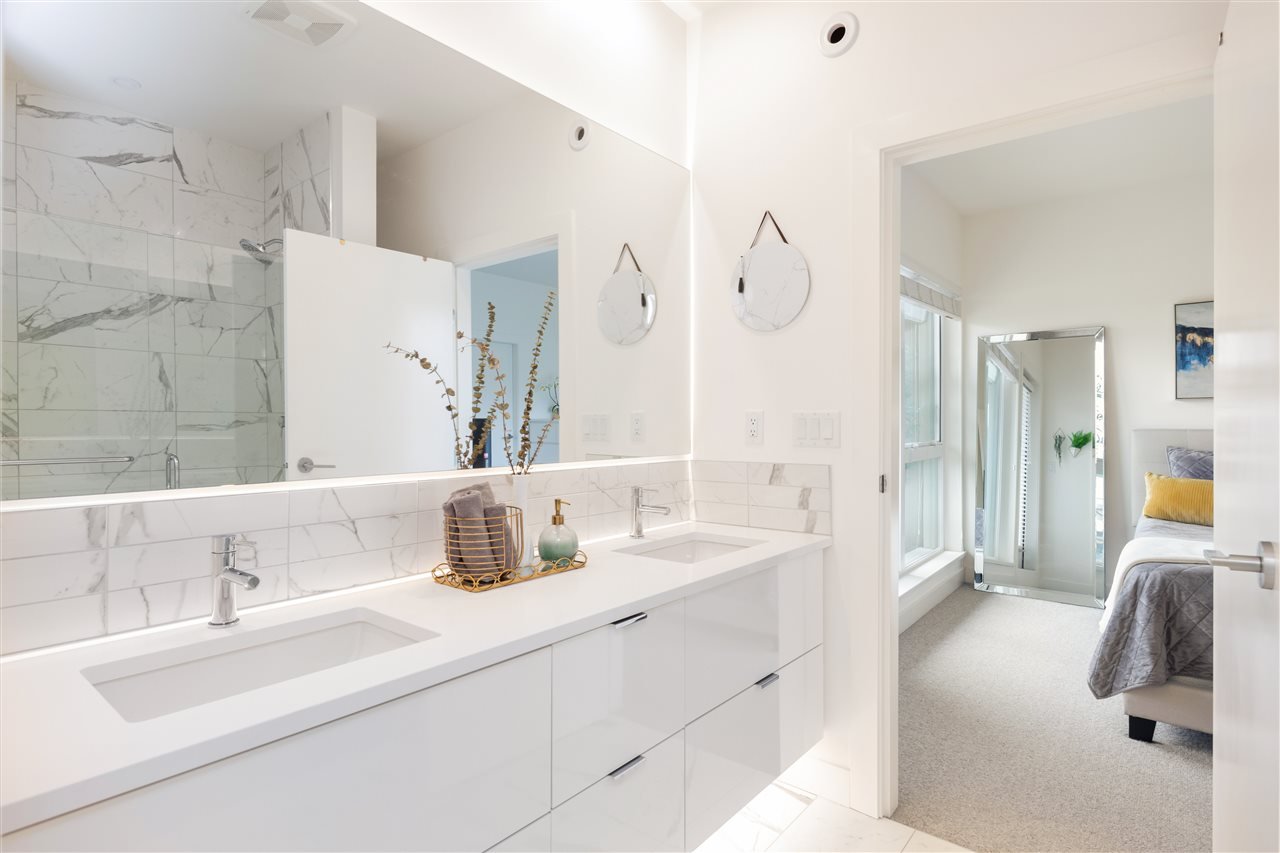 43-3596 Salal Dr