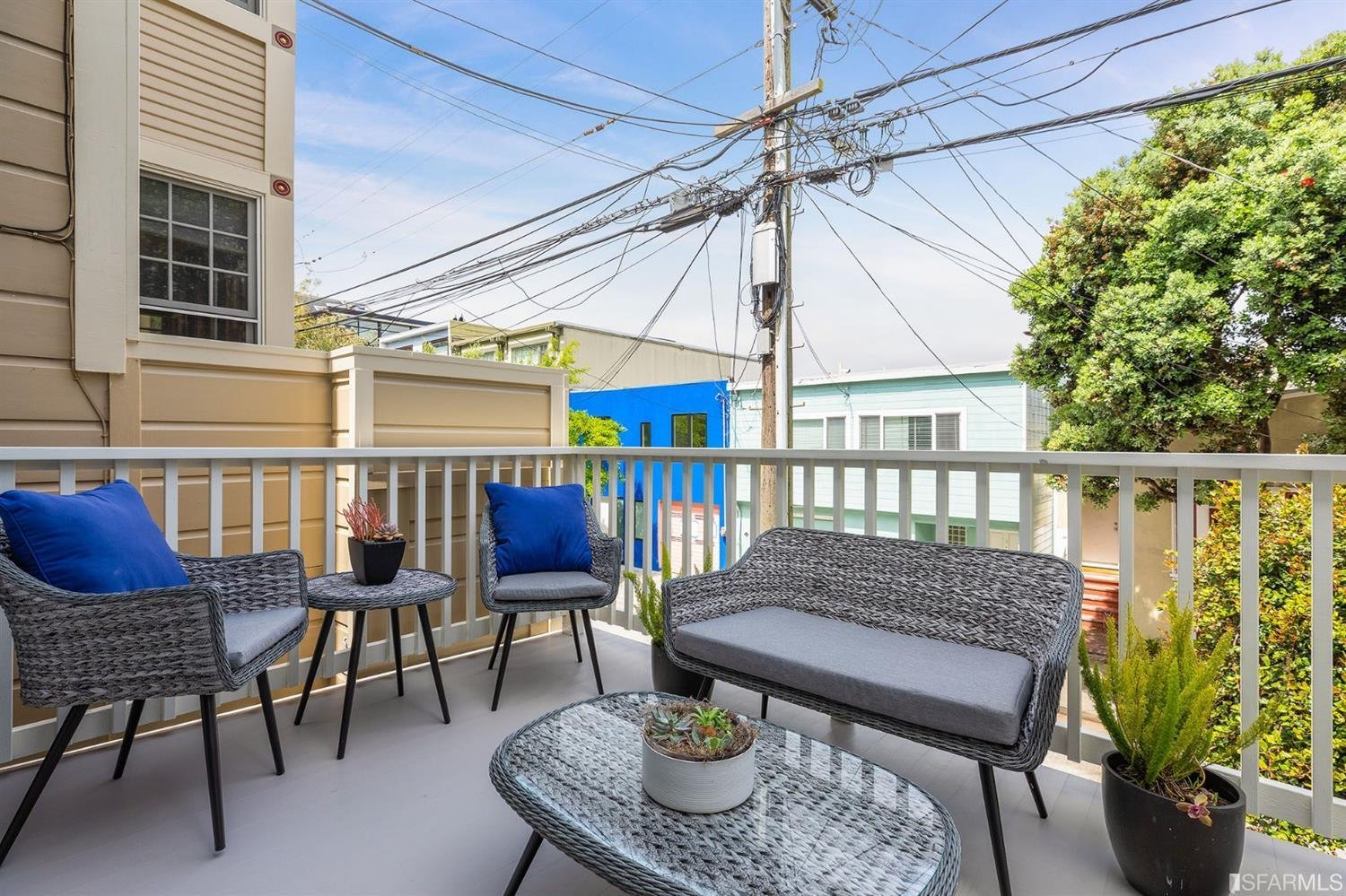 15 Winfield St