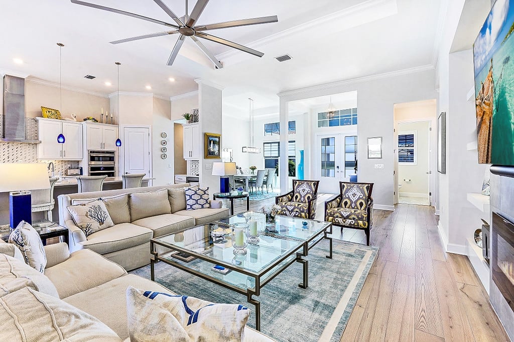 18389 Wildblue Boulevard, Flort Myers