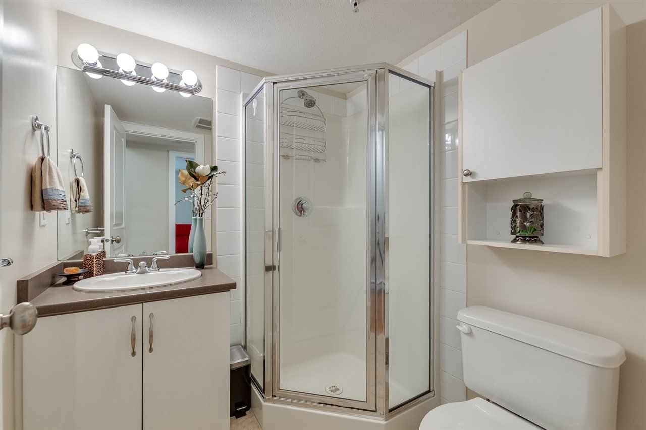 411-160 Shoreline Circle