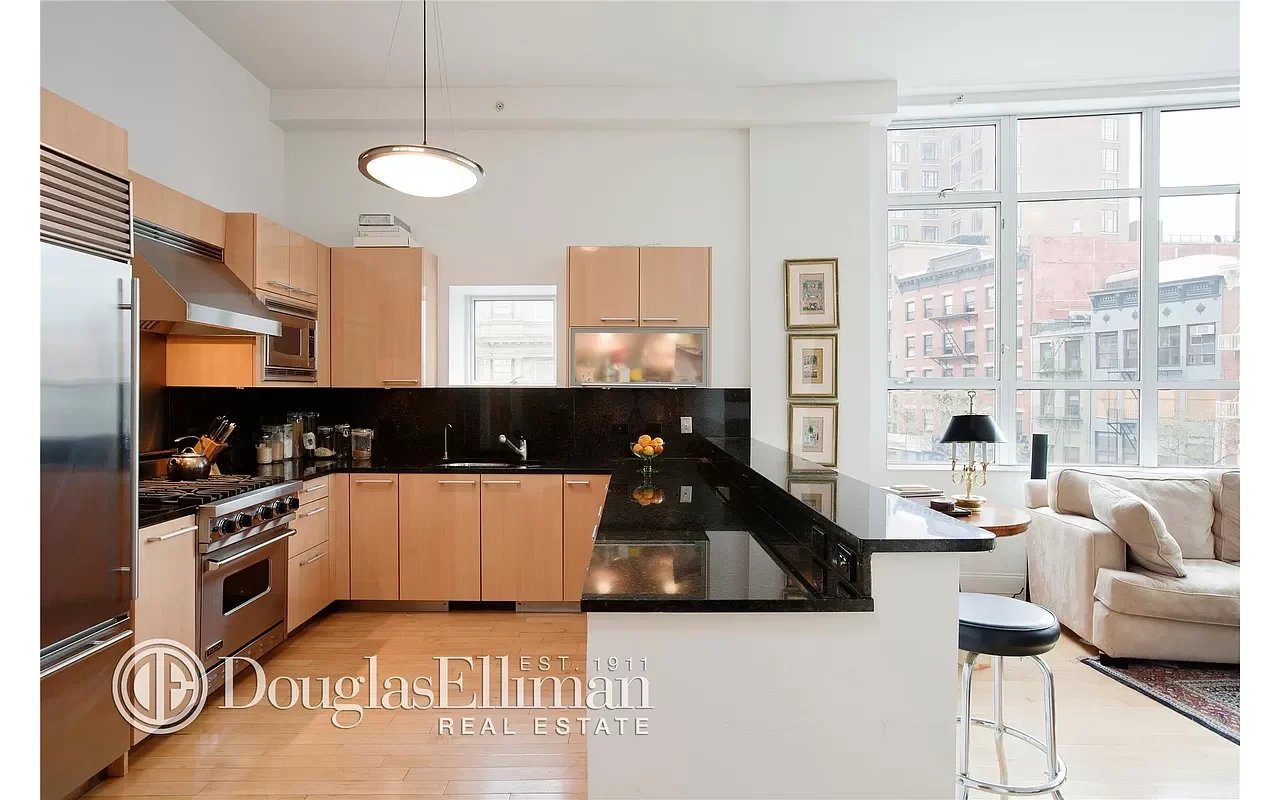 57 Bond Street, 3E